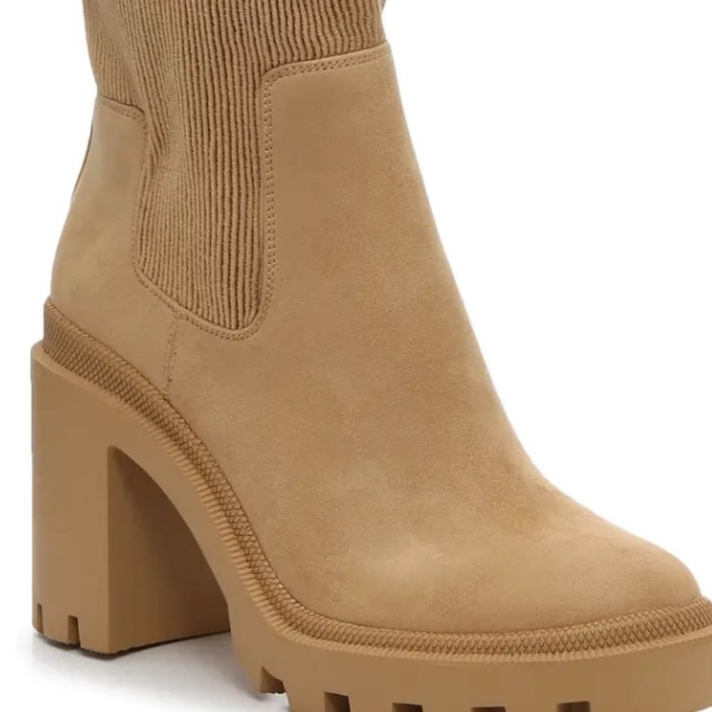 Jennifer Lopez Emilee Cashew Booties , new, size 9
